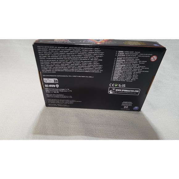 monster jam calavera 1:24 scale - Picture 7 of 7